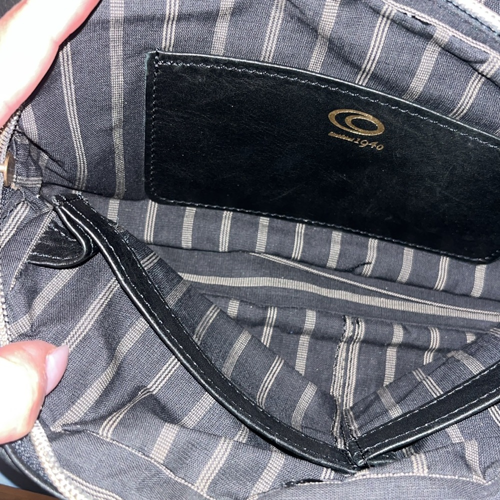 Balenciaga Black Leather Second Toiletry Bag Luxury Balenciaga EUC - Picture 13 of 17